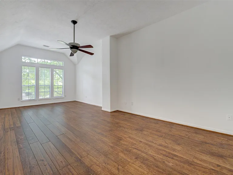 16464 Beewood Glen Dr — Photo 46