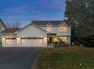 9464 Geisler Rd, Eden Prairie, MN 55347
