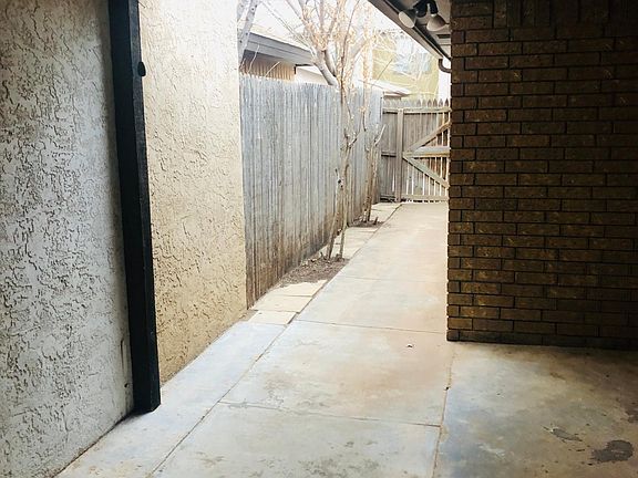 2nd image of 3222 Elma Dr