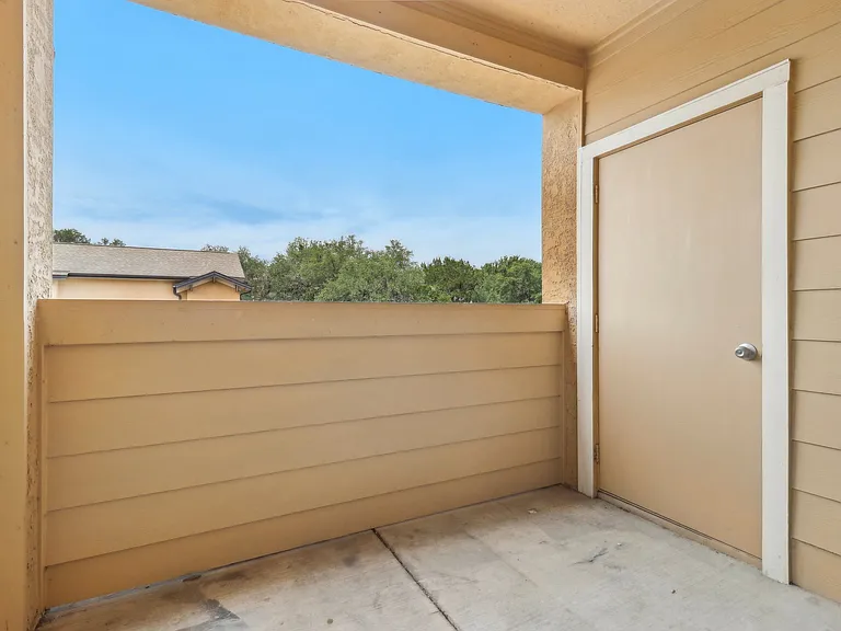 Spacious Patio at Mission Hills Apartments, Texas, 78258