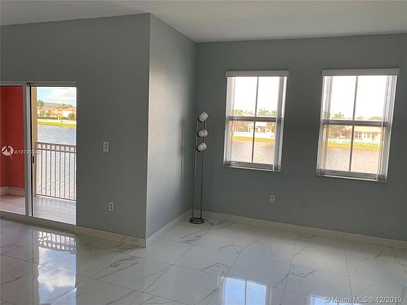 4th image of 11101 NW 83rd St APT 206