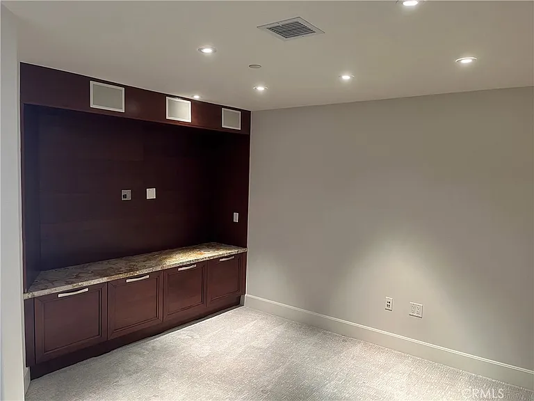 8087 Scholarship — Photo 3