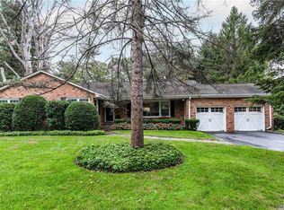 1 Old Estate Rd, Glen Cove, NY 11542