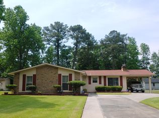 307 Walnut Creek Dr, Jacksonville, NC 28546