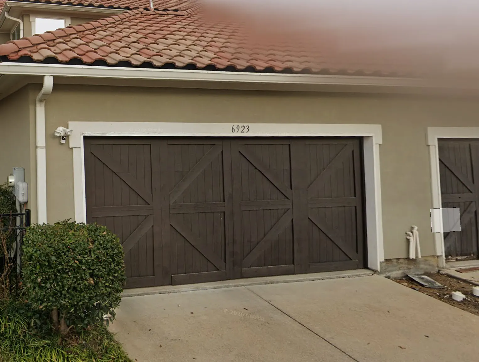 3 bed, 2.5 bath, 2259 sqft, $3,250 — Photo 3