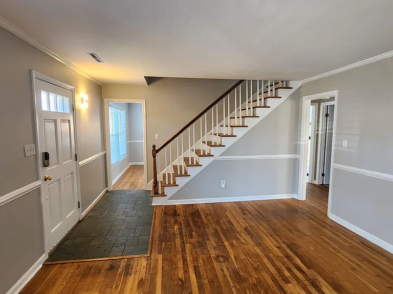 510 Kingston Hall Ct — Photo 13