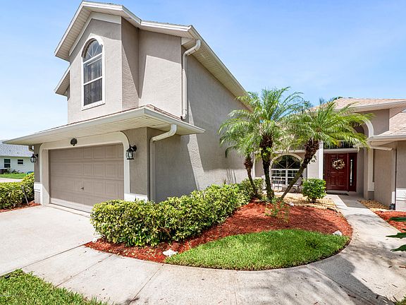 2nd image of 6001 Newbury Cir