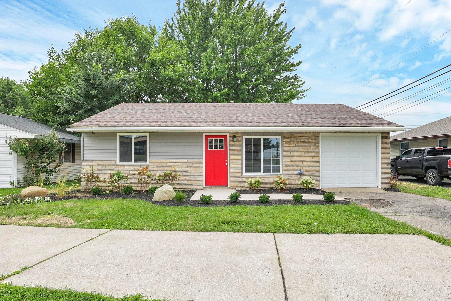 2915 Parsons Ave photo 1