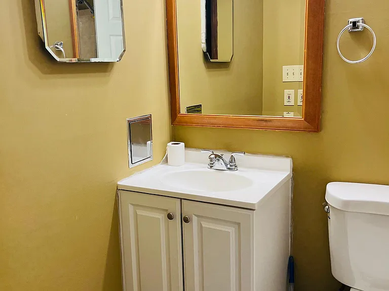 1302 Irving St NW #102 — Photo 16