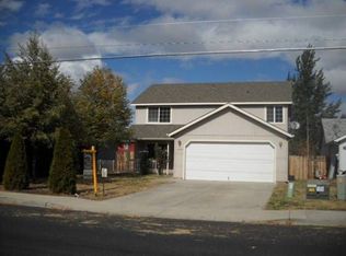 3163 SW Obsidian Ave, Redmond, OR 97756