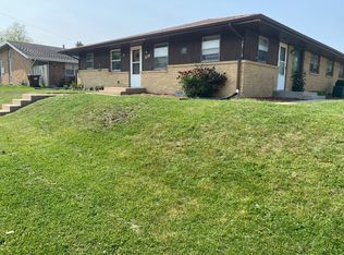 4212 Middlebury Ave APT 2, Rockford, IL 61109