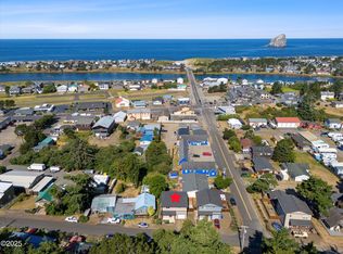 35040 6th St, Pacific City, OR 97135