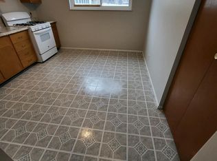 1121 W Merchant St APT 4, Kankakee, IL 60901