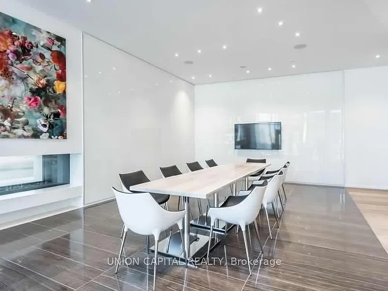 1 Bloor St E #5704 — Photo 8