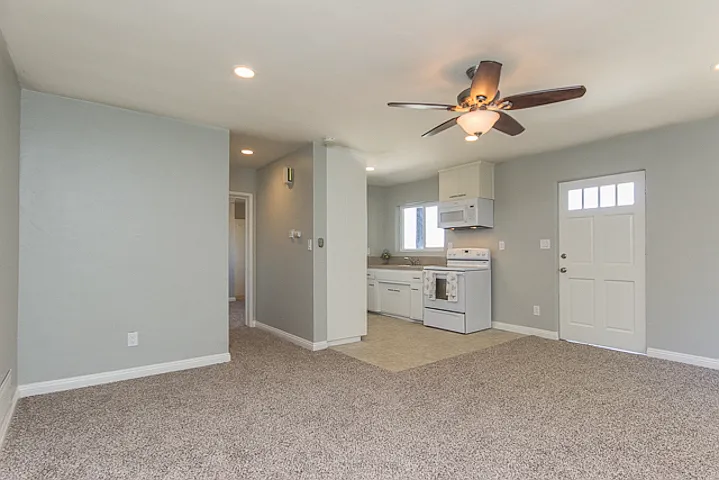 8060 Lemon Ave #1/2
