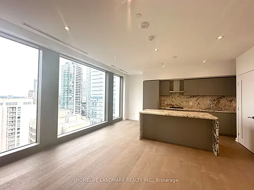 50 Scollard St Photo 1