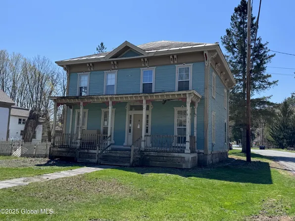 93 W West Main Street, Cambridge, NY 12816