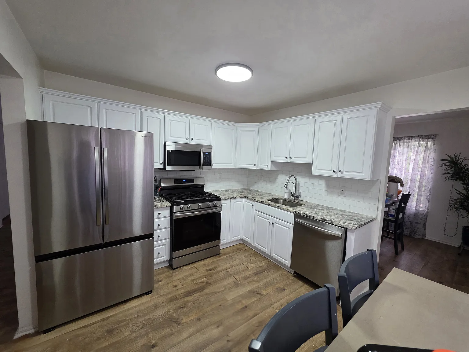2 bed, 1228 sqft, $2,800 — Photo 4