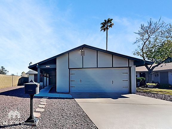 3rd image of 4903 W Golden Ln