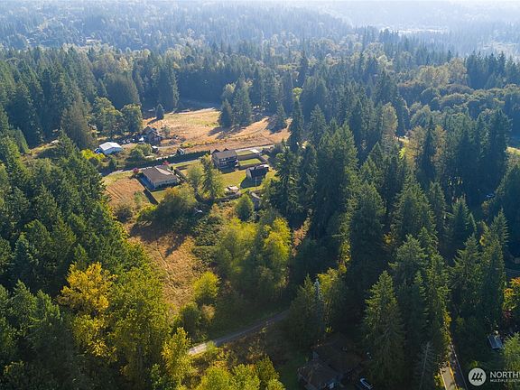 5th image of 26920 NE Ames Lake Road