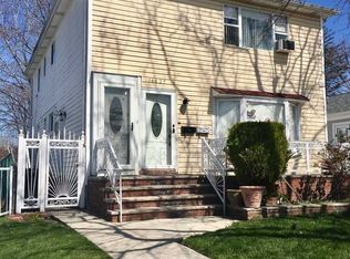 14827 Edgewood St, Jamaica, NY 11422