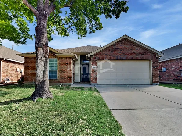 2905 Spotted Owl Dr, Fort Worth, TX 76244