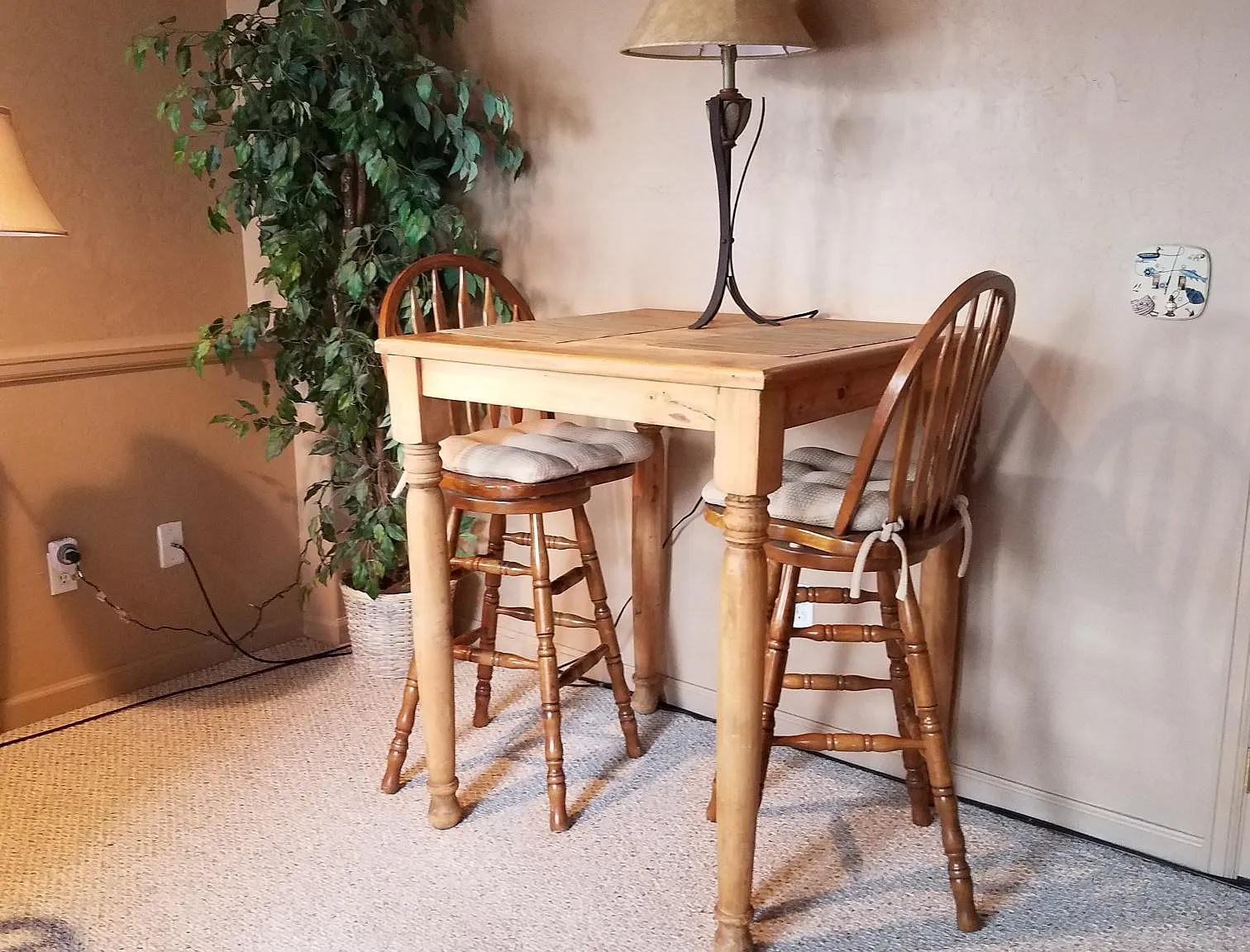 1 bed, 666 sqft, $2,100 — Photo 2