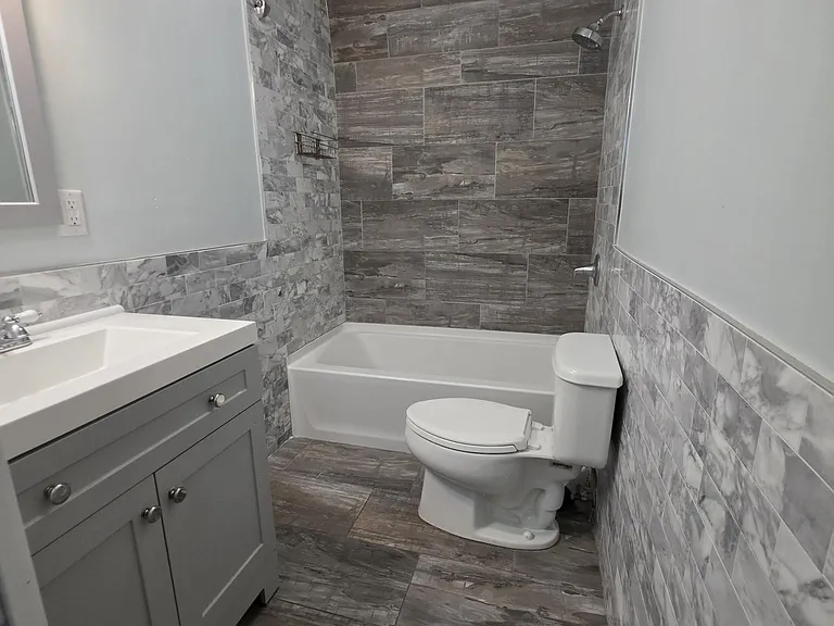 4 Pearl St #5 — Photo 10