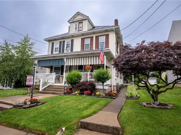 130 S Fairview St, Nazareth, PA 18064