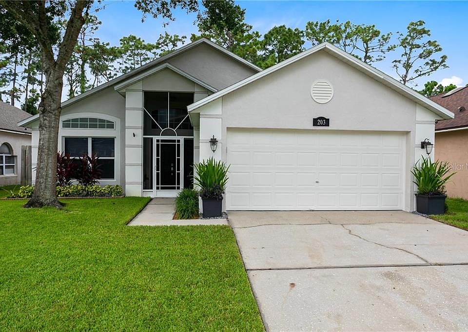 1st image of 203 Woodbury Pines Cir