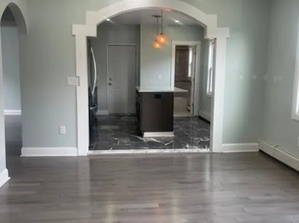 176 Pearl St, Waterbury, CT