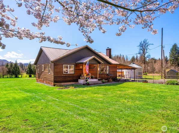 15052 Lewis River Road, Ariel, WA 98603