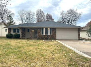 1110 E Rosebrier St, Springfield, MO 65807