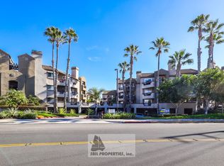 310 Lake St Unit 105, Huntington Beach, CA 92648