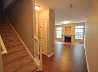 4094 Much Marcle Dr, Zionsville, IN 46077