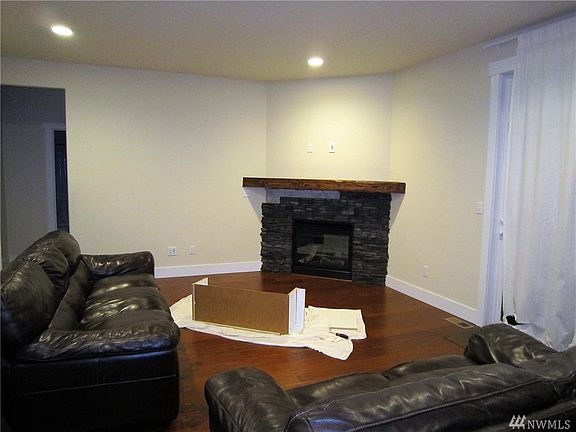 2nd image of 3722 114th Ave E
