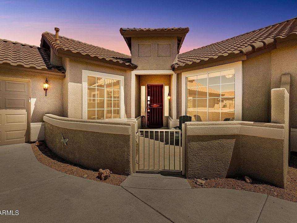 1st image of 523 S VALLE ESCONDIDO --