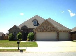 3094 Reisling Ln, Fayetteville, AR 72764