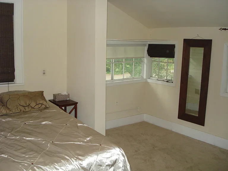 324 Forest Ave — Photo 11