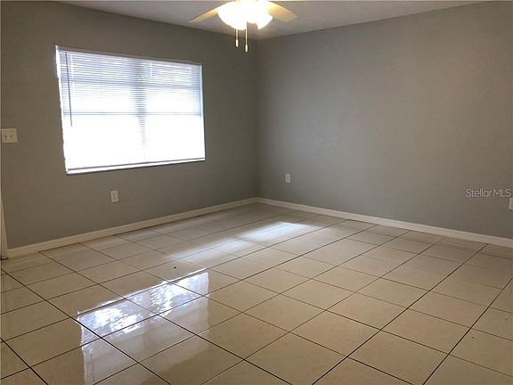 3rd image of 4027 Willow South Dr