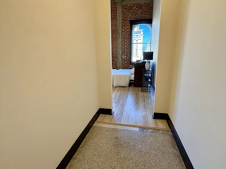 Sainte Claire Building — Photo 13