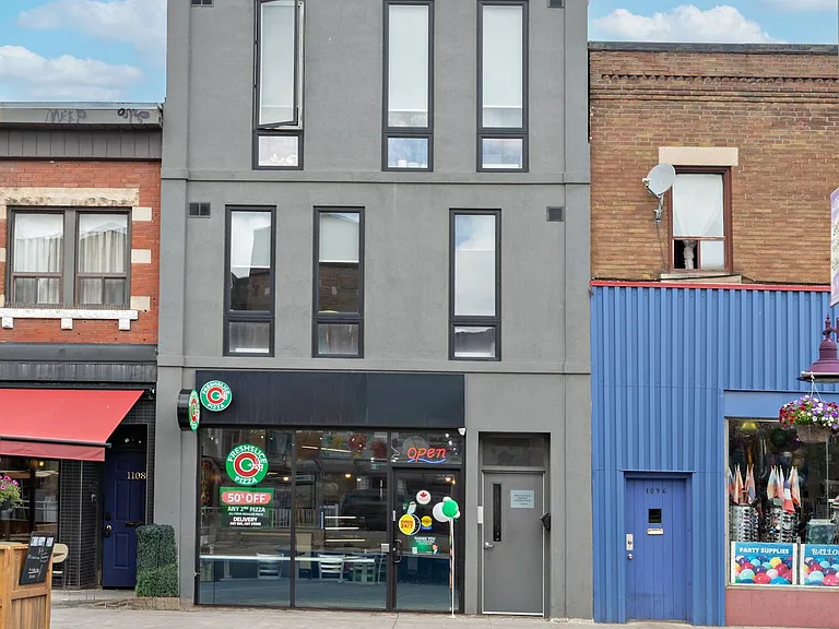 1106 Saint Clair Ave W #2B — Photo 1
