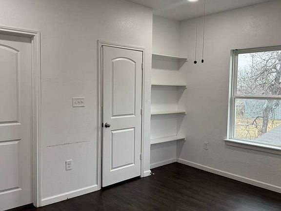 5th image of 112 Mississippi St #1