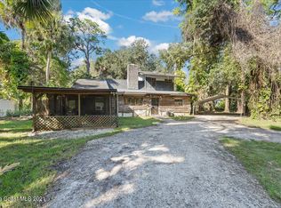 639 Hammock Rd, Melbourne Village, FL 32904