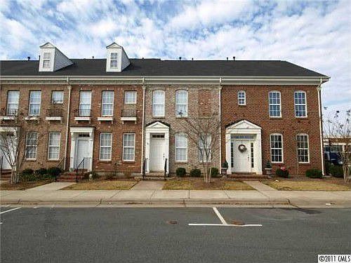 1st image of 178 Welton Way