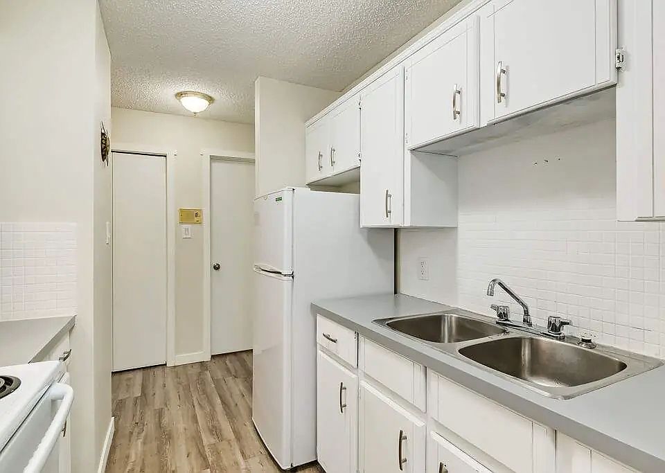 1st image of 4310 50th Ave #1035689