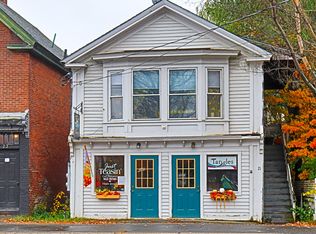 21 Main St, Dixfield, ME 04224