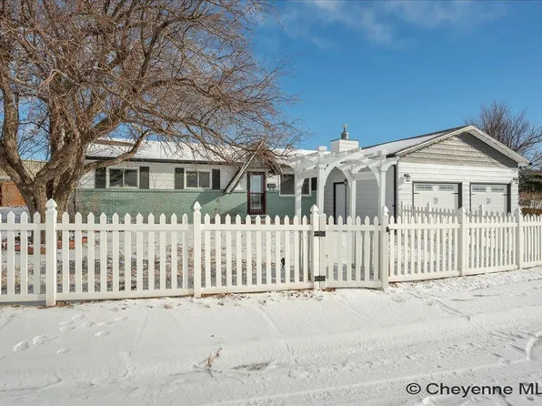 3002 Homestead Ave, Cheyenne, WY 82001