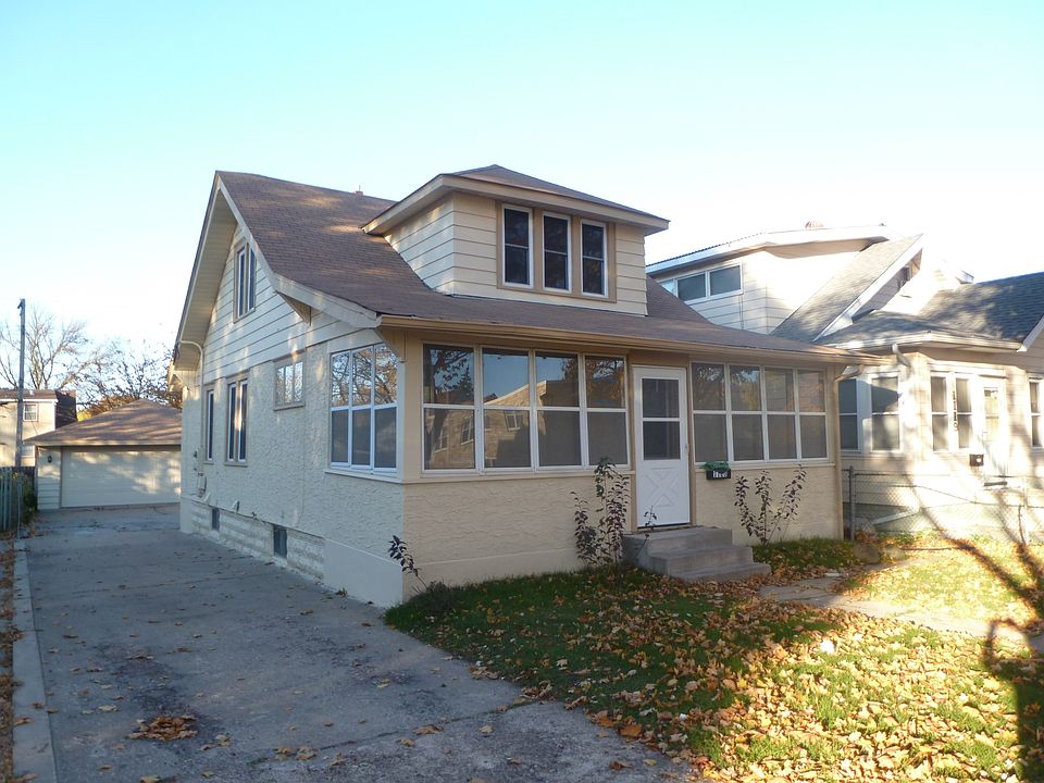 1st image of 1123 Minnehaha Ave W