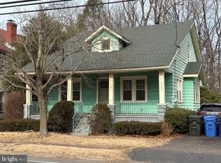 2004 Beverly Rd, Burlington, NJ 08016